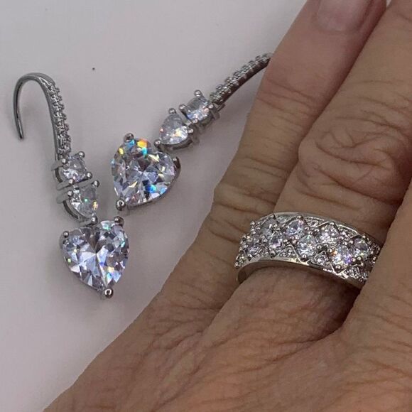 Clutch purse, hard or clamshell, black with sparkling silver, EUC, elegant - Picture 10 of 15